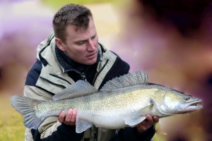 stage peche carnassier / sandre 150220 P Etang 19 gf1 300x200 Séjours, stages de pêche en Champagne et voyage à létranger